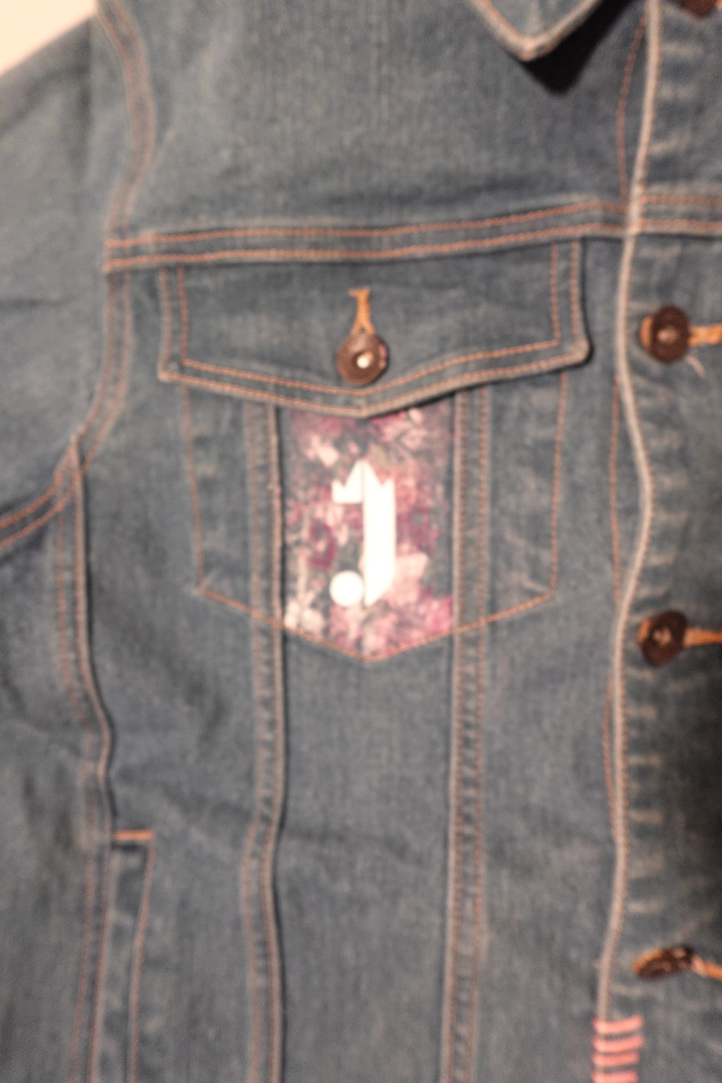 1 0f 1 J King of R&B Jean Jacket Hoodie (Black, Yellow, Peach, Grey)
